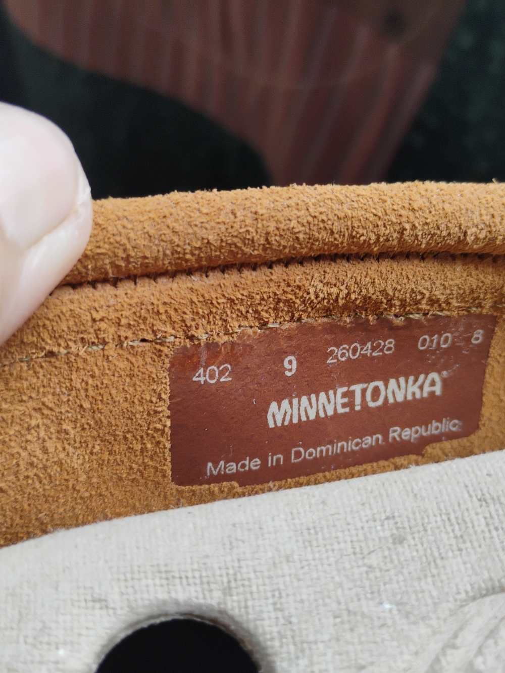 Minnetonka 402 Womens Sz 9 Brown Suede Fringe Non Skid Sole Moccasin Flat Shoes - Picture 3 of 8